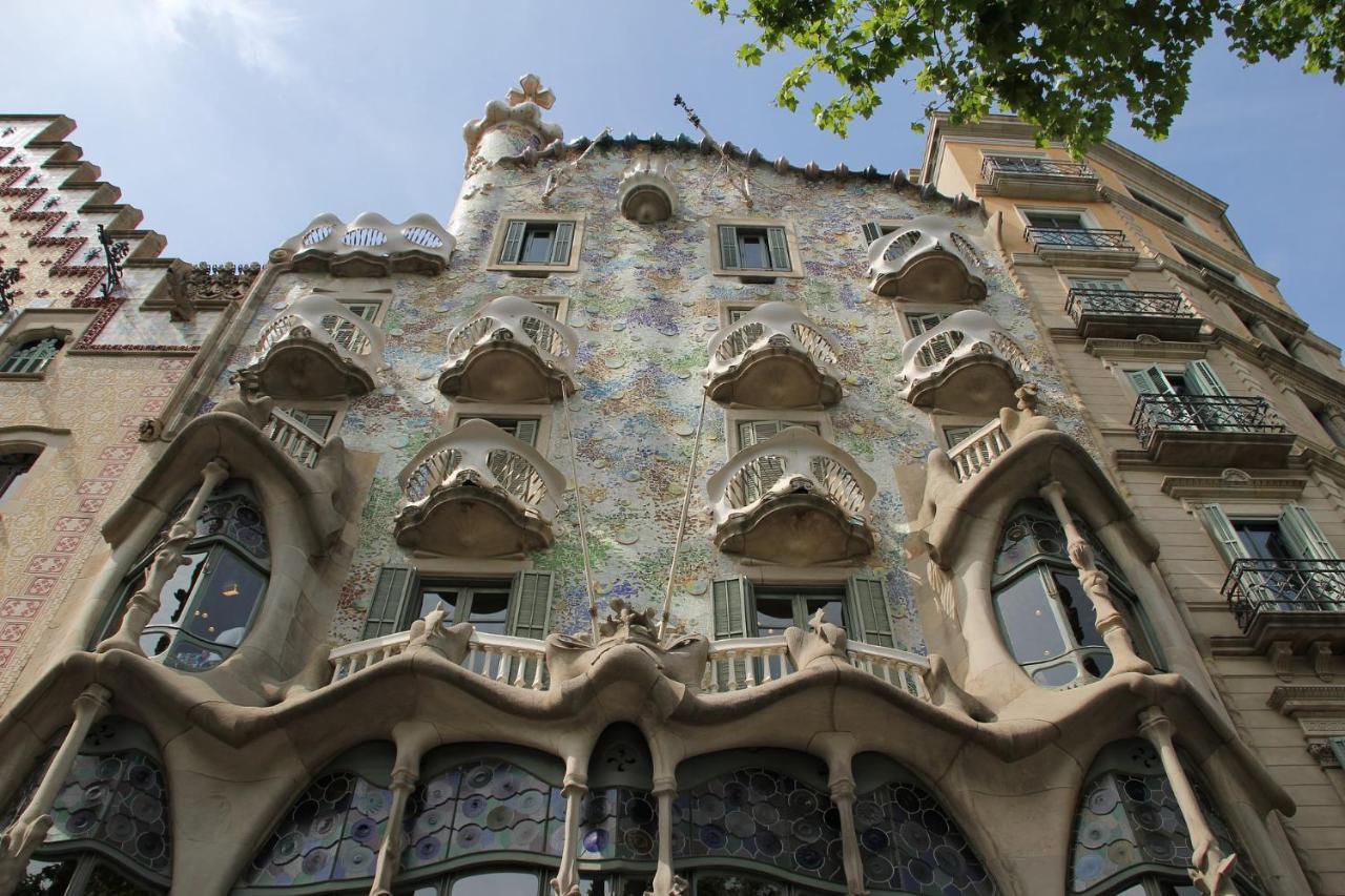 Muntanya - Apartments In Sagrada Familia Barcelona Buitenkant foto