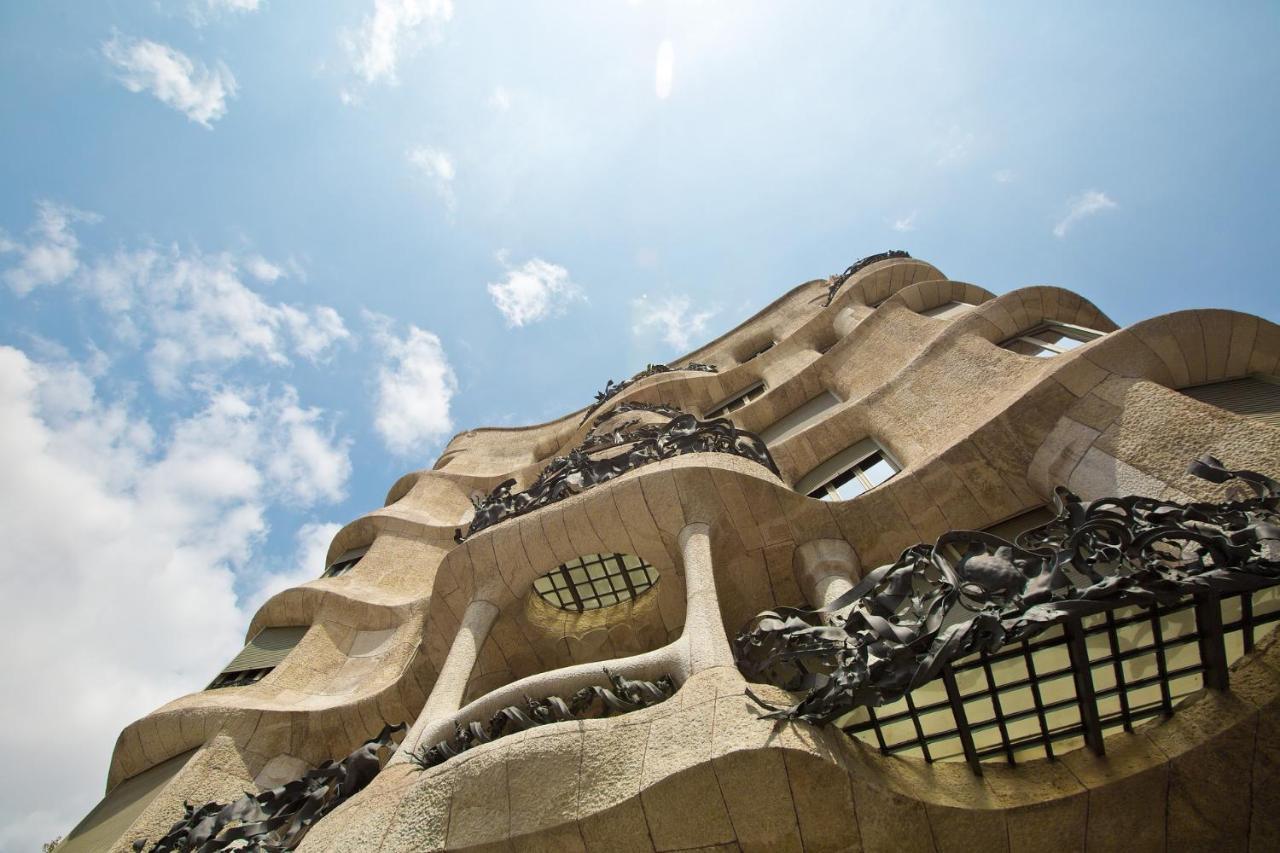 Muntanya - Apartments In Sagrada Familia Barcelona Buitenkant foto