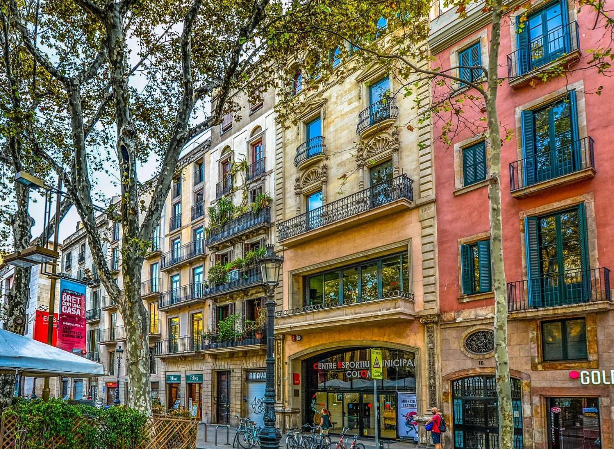 Muntanya - Apartments In Sagrada Familia Barcelona Buitenkant foto