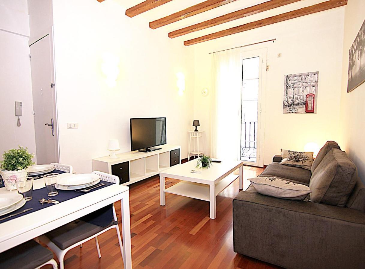 Muntanya - Apartments In Sagrada Familia Barcelona Buitenkant foto